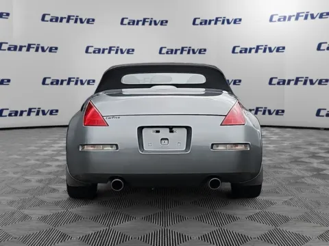 More photos of 2004 Nissan 350Z Enthusiast at CarFive Nashua, NH, NH