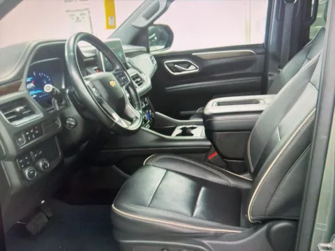 More photos of 2023 Chevrolet Suburban Premier at CarFive Nashua, NH, NH