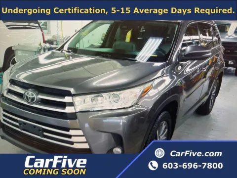Gray 2017 Toyota Highlander XLE for sale in Nashua, NH