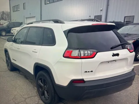 Another view of 2019 Jeep Cherokee Altitude for sale in Nashua, NH at CarFive Nashua, NH