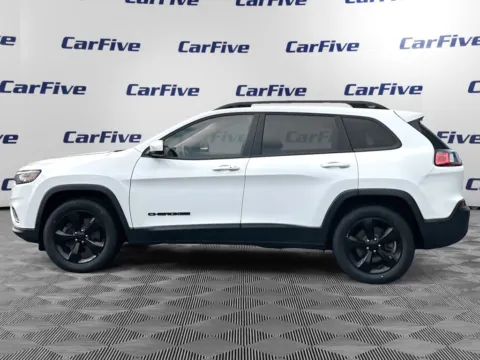 Photos of 2019 Jeep Cherokee Altitude for sale in Nashua, NH at CarFive Nashua, NH