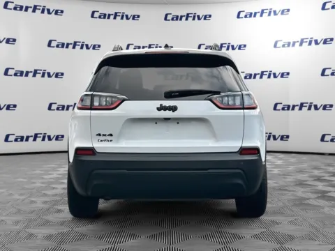 More photos of 2019 Jeep Cherokee Altitude at CarFive Nashua, NH, NH