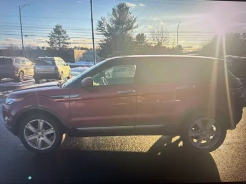 Photos of 2014 Land Rover Range Rover Evoque Pure for sale in Nashua, NH at CarFive Nashua, NH