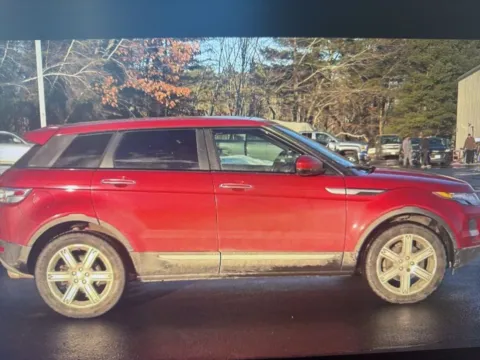 More photos of 2014 Land Rover Range Rover Evoque Pure at CarFive Nashua, NH, NH