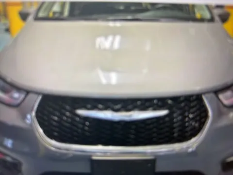 More photos of 2023 Chrysler Pacifica Touring L at CarFive Nashua, NH, NH