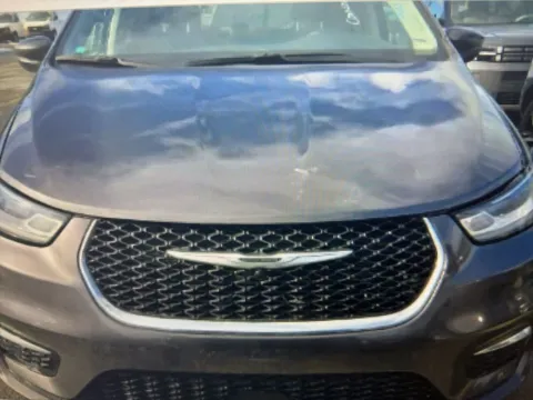 More photos of 2023 Chrysler Pacifica Touring L at CarFive Nashua, NH, NH