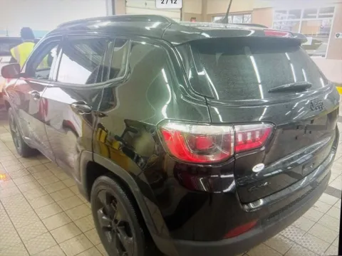 Photos of 2021 Jeep Compass Altitude for sale in Nashua, NH at CarFive Nashua, NH