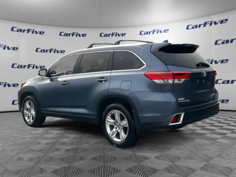 Another view of 2018 Toyota Highlander Limited for sale in Nashua, NH at CarFive Nashua, NH