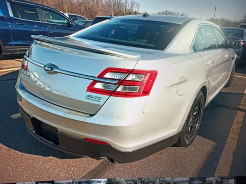 More photos of 2016 Ford Taurus SHO at CarFive Nashua, NH, NH