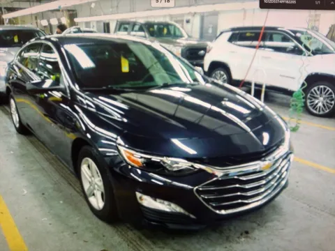 More photos of 2023 Chevrolet Malibu LT at CarFive Nashua, NH, NH