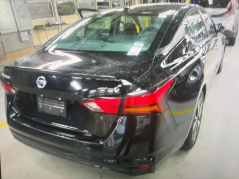 Photos of 2022 Nissan Altima 2.5 SV for sale in Nashua, NH at CarFive Nashua, NH