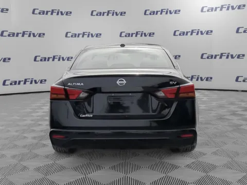 More photos of 2022 Nissan Altima 2.5 SV at CarFive Nashua, NH, NH