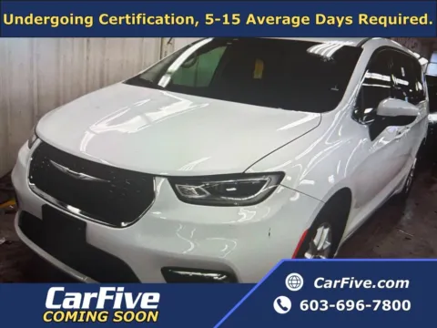White 2023 Chrysler Pacifica Touring L for sale in Nashua, NH