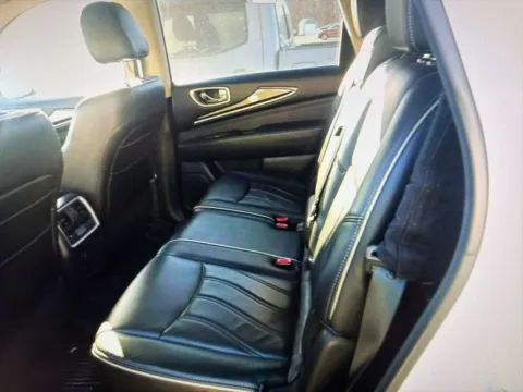 More photos of 2017 INFINITI QX60 at CarFive Nashua, NH, NH