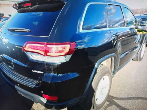 More photos of 2020 Jeep Grand Cherokee Laredo E at CarFive Nashua, NH, NH
