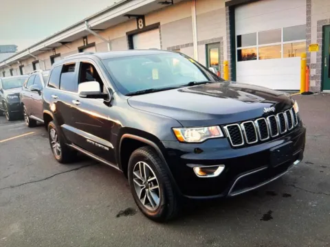 Another view of 2020 Jeep Grand Cherokee Limited for sale in Nashua, NH at CarFive Nashua, NH