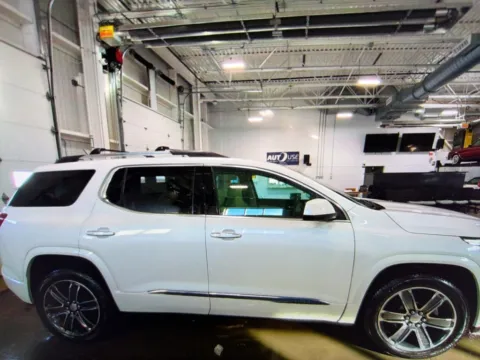 More photos of 2018 GMC Acadia Denali at CarFive Nashua, NH, NH