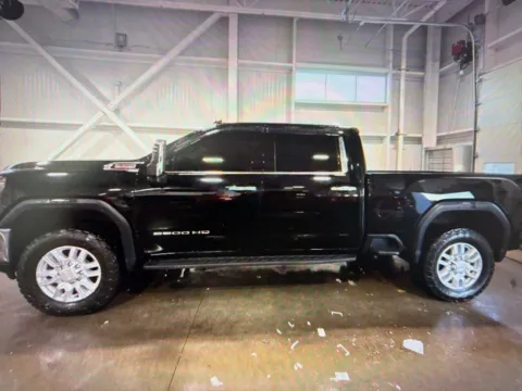 Photos of 2020 GMC Sierra 2500HD SLT for sale in Nashua, NH at CarFive Nashua, NH