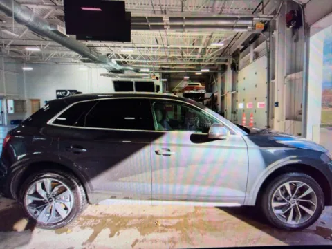 More photos of 2021 Audi Q5 45 Premium at CarFive Nashua, NH, NH