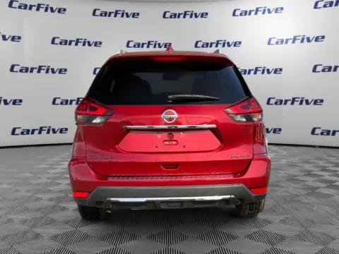 More photos of 2018 Nissan Rogue SL at CarFive Nashua, NH, NH