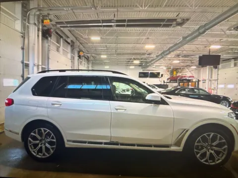 Another view of 2021 BMW X7 xDrive40i for sale in Nashua, NH at CarFive Nashua, NH
