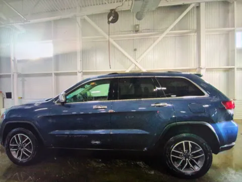 Photos of 2021 Jeep Grand Cherokee Limited for sale in Nashua, NH at CarFive Nashua, NH