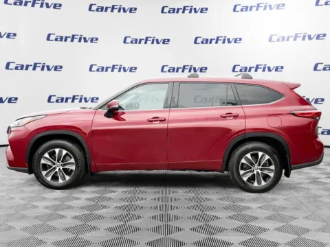 Photos of 2020 Toyota Highlander XLE for sale in Nashua, NH at CarFive Nashua, NH