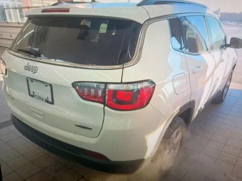 More photos of 2018 Jeep Compass Latitude at CarFive Nashua, NH, NH