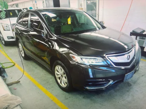 More photos of 2017 Acura RDX at CarFive Nashua, NH, NH