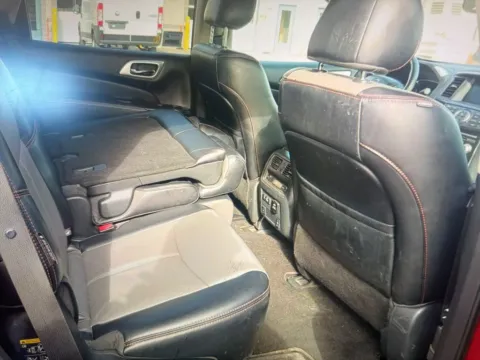 More photos of 2020 Nissan Pathfinder SL at CarFive Nashua, NH, NH