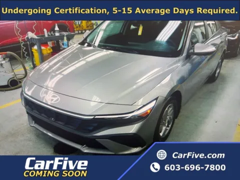 Gray 2024 Hyundai Elantra SE for sale in Nashua, NH