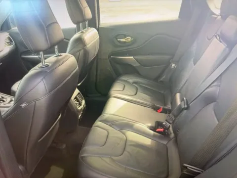 More photos of 2019 Jeep Cherokee Limited at CarFive Nashua, NH, NH