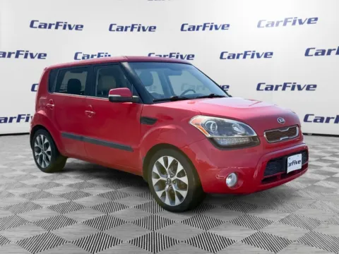 More photos of 2013 Kia Soul Exclaim at CarFive Nashua, NH, NH