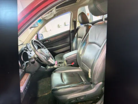 More photos of 2015 Subaru Outback 2.5i at CarFive Nashua, NH, NH