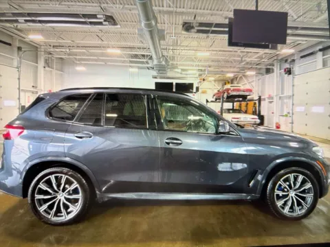 More photos of 2021 BMW X5 xDrive40i at CarFive Nashua, NH, NH