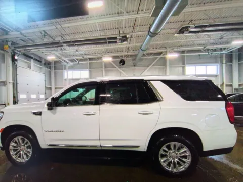 Photos of 2022 GMC Yukon SLT for sale in Nashua, NH at CarFive Nashua, NH
