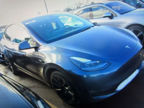 Photos of 2022 Tesla Model Y Long Range for sale in Nashua, NH at CarFive Nashua, NH