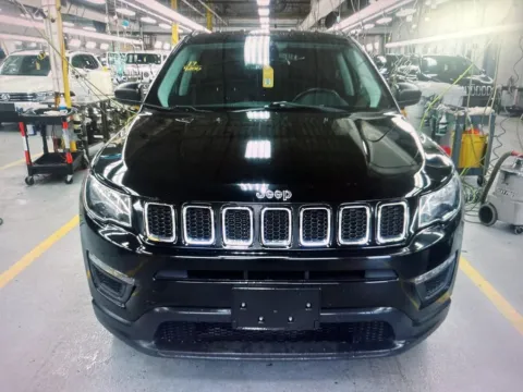 Photos of 2017 Jeep New Compass Sport for sale in Nashua, NH at CarFive Nashua, NH