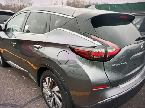 Photos of 2020 Nissan Murano SL for sale in Nashua, NH at CarFive Nashua, NH