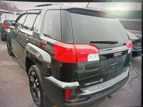 Photos of 2017 GMC Terrain SLE-2 for sale in Nashua, NH at CarFive Nashua, NH