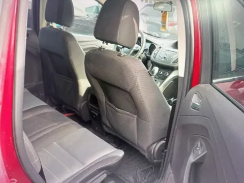 More photos of 2016 Ford Escape SE at CarFive Nashua, NH, NH