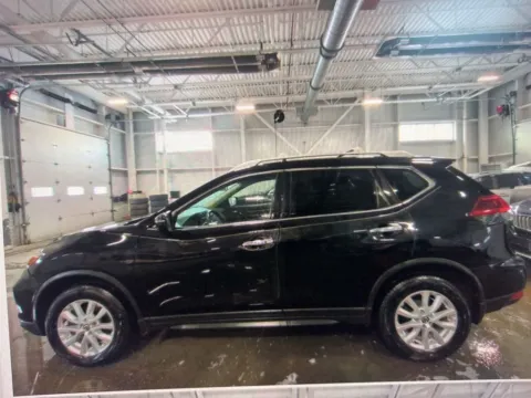 Photos of 2019 Nissan Rogue SV for sale in Nashua, NH at CarFive Nashua, NH