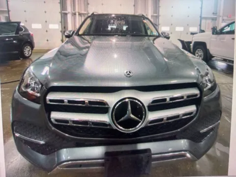 More photos of 2020 Mercedes-Benz GLS 450 at CarFive Nashua, NH, NH