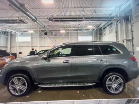 Photos of 2020 Mercedes-Benz GLS 450 for sale in Nashua, NH at CarFive Nashua, NH