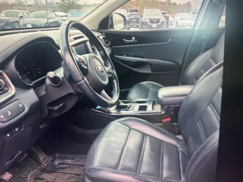 More photos of 2018 Kia Sorento EX at CarFive Nashua, NH, NH