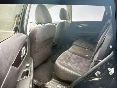 More photos of 2015 Nissan Rogue SV at CarFive Nashua, NH, NH