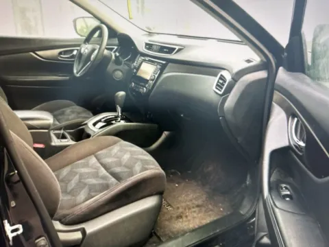 More photos of 2015 Nissan Rogue SV at CarFive Nashua, NH, NH