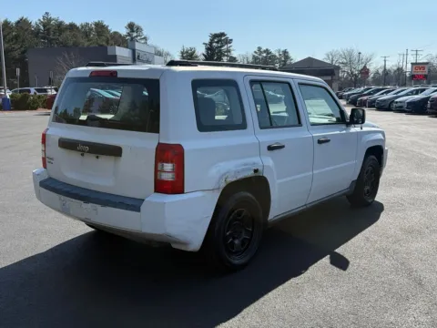 More photos of 2008 Jeep Patriot Sport at CarFive Nashua, NH, NH