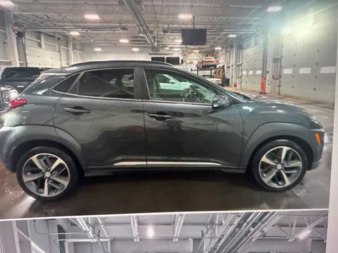 More photos of 2020 Hyundai Kona Limited at CarFive Nashua, NH, NH