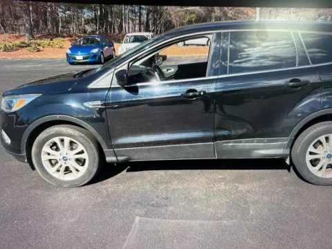 Photos of 2019 Ford Escape SE for sale in Nashua, NH at CarFive Nashua, NH